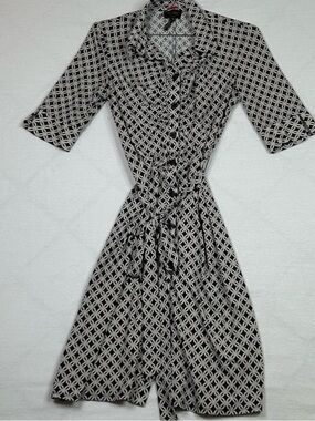 Laundry by Shelli Segal dress